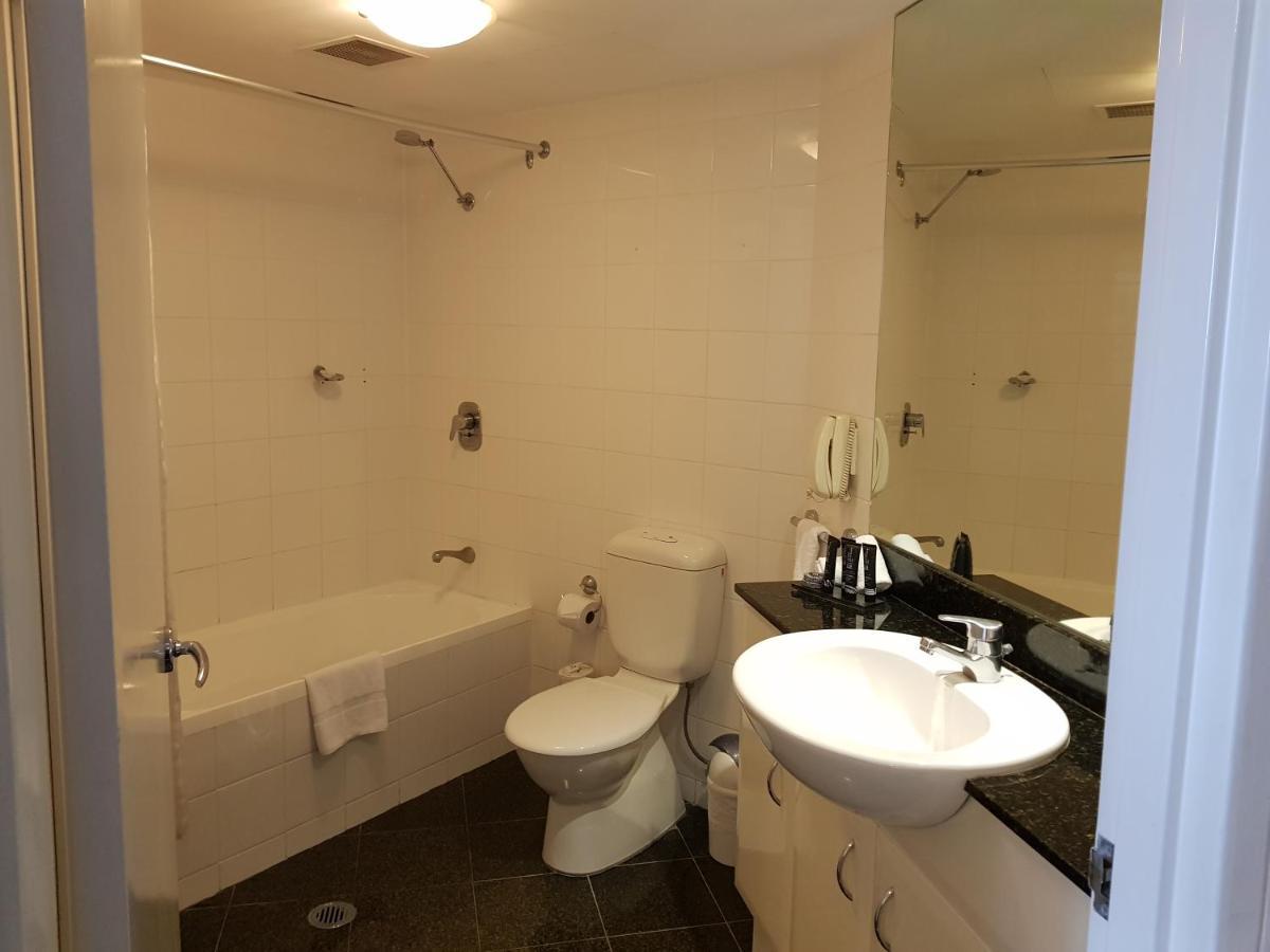 Parramatta Hotel Apartment Sydney Exterior foto